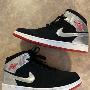 Air Jordan 1 Mid “Johnny Kilroy” Size 13